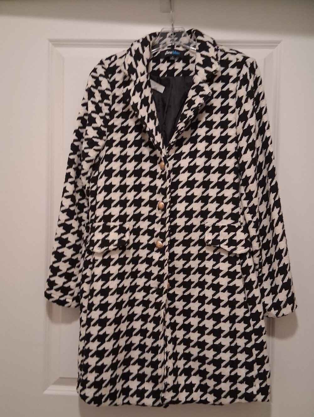 HoundsTooth Coat - Picture 2 of 11